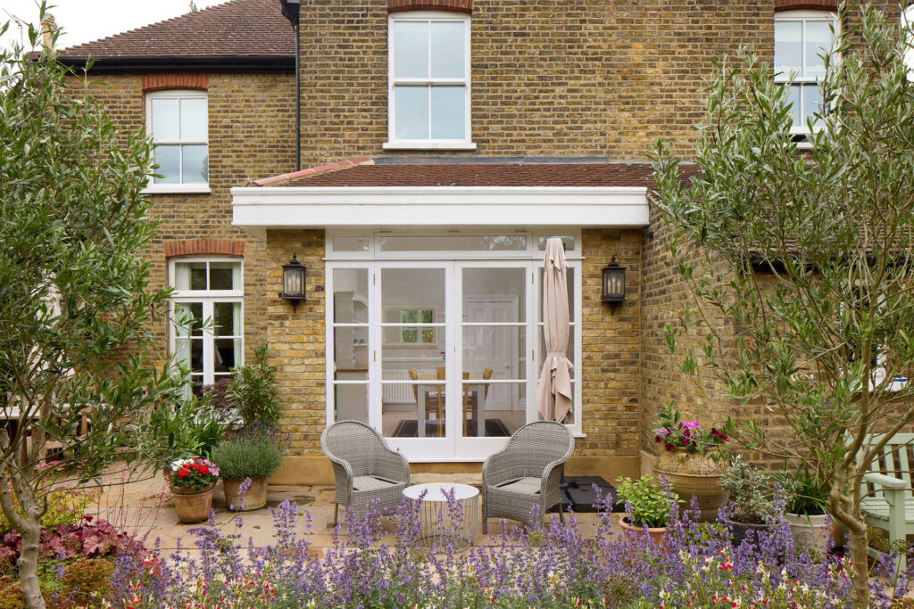 Eltham Park dining room exterior